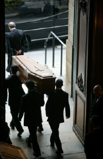 Sortie du corps après des obsèques à l'Oratoire du Louvre - Photo Pascal Deloche © GODONG
