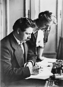Albert Schweitzer avec sa femme Hélène Breslau