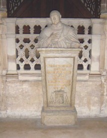 Cardinal Pierre de Bérulle, buste en marbre dans l'église Saint Eustache à Paris