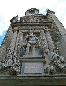 Monument de l'amiral de Coligny au chevet de l'Oratoire du Louvre, 160 rue de Rivoli Paris 1er